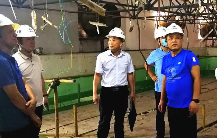 现场检查指导。宋裕文  摄.jpg