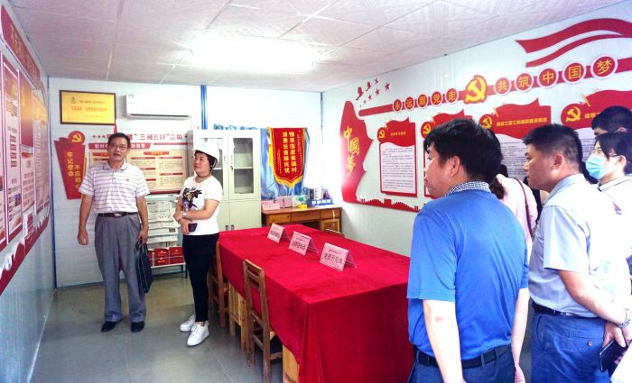 1603958654274973.jpg 32观摩现场。谢微旋 摄.jpg