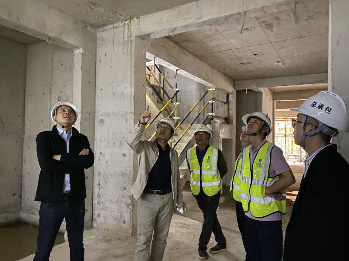 检查现场。张振海 摄.jpg