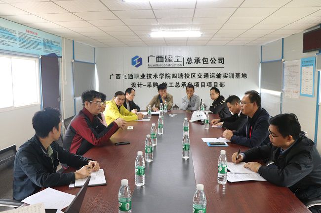 调研会现场。 周煜川 摄（修图）.jpg