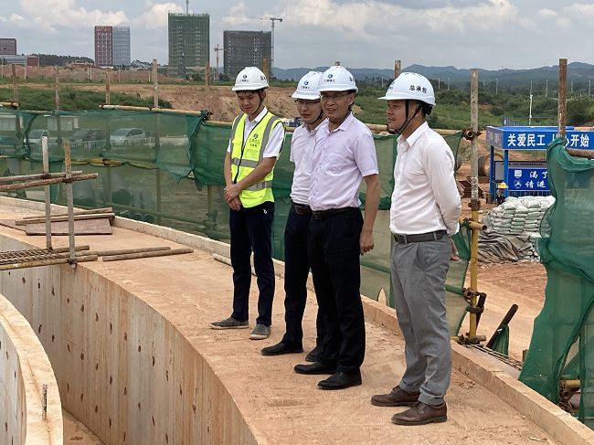 1658363219944504.jpg 检查指导现场。张钊林 摄(修图).jpg