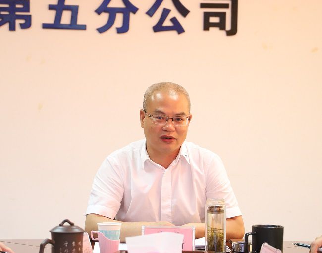 邓少新讲话。杨钰 摄（修图）.jpg