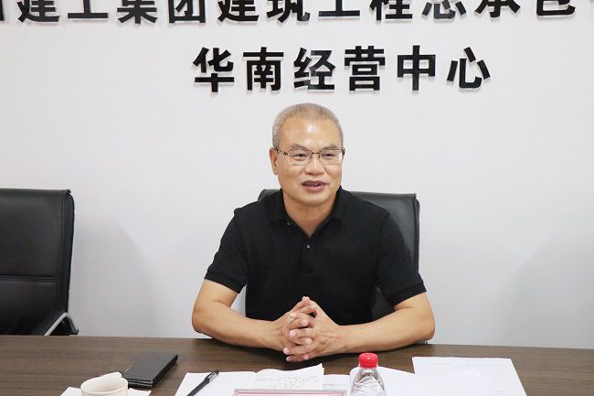 邓少新在会上发言。周煜川 摄（修图）.jpg