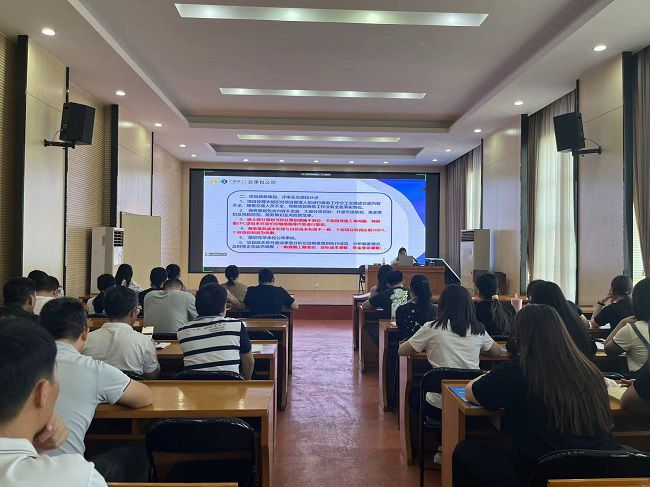 培训现场。陈兰芳 摄 （修图）.jpg