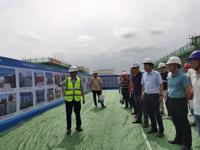 1686789008897944.jpg 观摩现场。潘文君 摄(修图).jpg