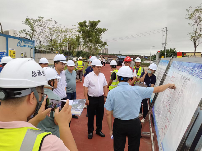 1695009886811278.png 调研现场。陈家杰 摄(修图).png