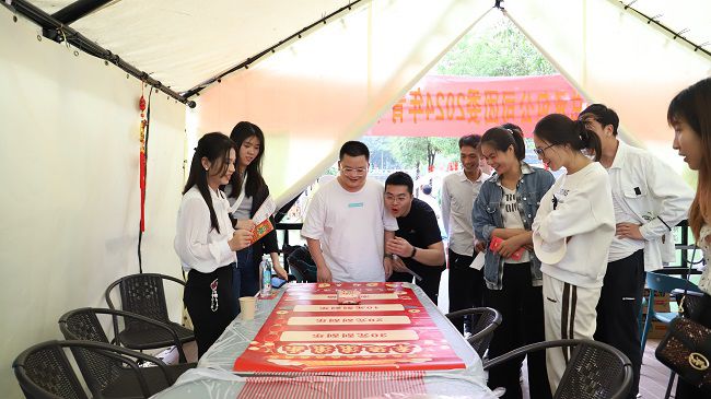 1712453774578777.jpg 滚滚乐现场。杨钰 摄.jpg