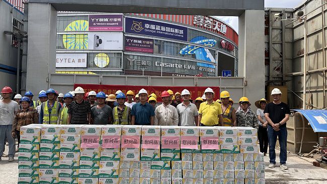 1725929206684635.jpg 活动合影。容芝雅 摄(修图).jpg